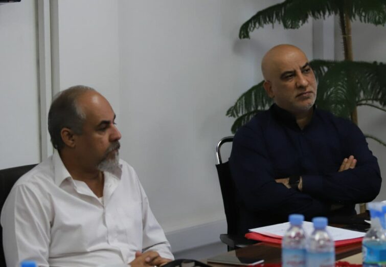 عضو هیأت مدیره پرسپولیس: به AFC و فیفا نوشتیم سیاست از ورزش جداست/صدری تنها نمی تواند مشکلات را حل کند عضو هیأت مدیره پرسپولیس: به AFC و فیفا نوشتیم سیاست از ورزش جداست/صدری تنها نمی تواند مشکلات را حل کند