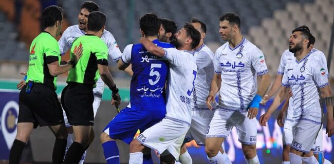 بیانیه تند باشگاه گل‌گهر: در ۵ بازی ۶ پنالتی برای استقلال گرفتند / دیگر با استقلال بازی نمی‌کنیم