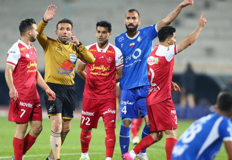 استقلال ۰-۰ پرسپولیس / تساوی پرسپولیس با اتوبوس استقلال