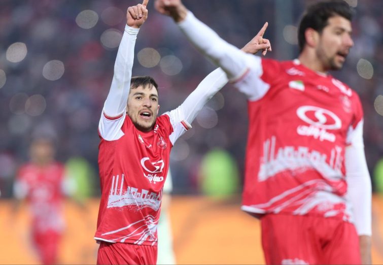 احمدزاده: اول فصل شرایط سخت بود / نمی‌خواستند در پرسپولیس باشم