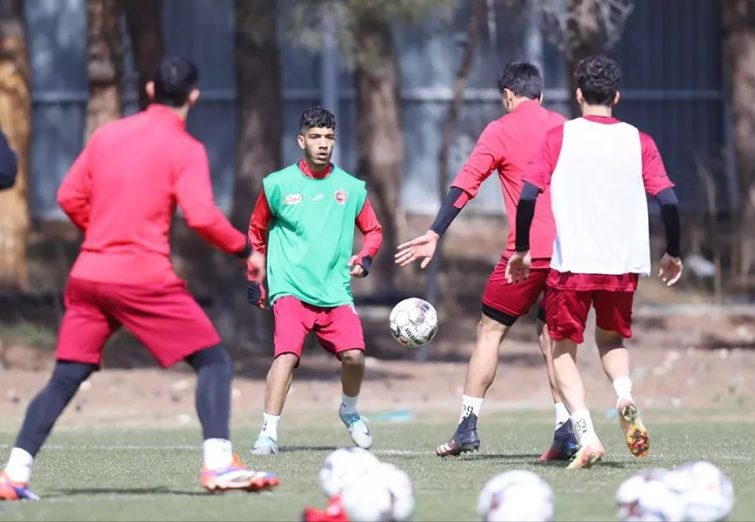 بازیکنان آکادمی پرسپولیس زیر نظر کارتال