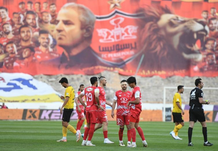 طاهرزاده: مدیران پرسپولیس بازیکنان تاریخ مصرف گذشته را به خدمت گرفته‌اند
