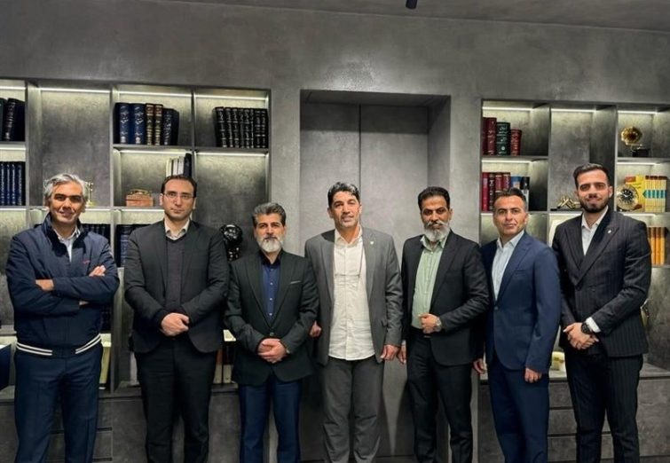 جلسه مشترک معاونان حقوقی پرسپولیس و استقلال