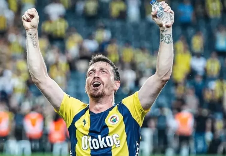هافبک فنرباغچه در لیست پرسپولیس