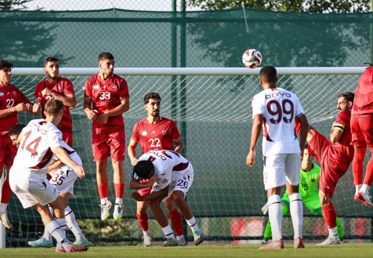 بزرگر: خریدهای جدید پرسپولیس هنوز به هماهنگی نرسیدند / دو پست دیگر نیاز به بازیکن دارد