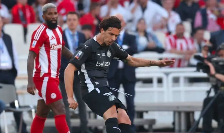 هافبک پیشین فیورنتینا هدف پرسپولیس