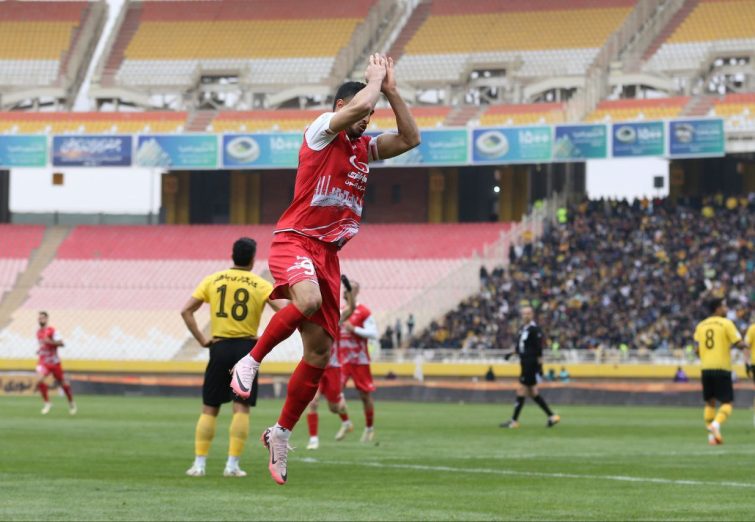 آغاز بلیت‌فروشی دیدار سپاهان – پرسپولیس / جایگاه بانوان مشخص نیست