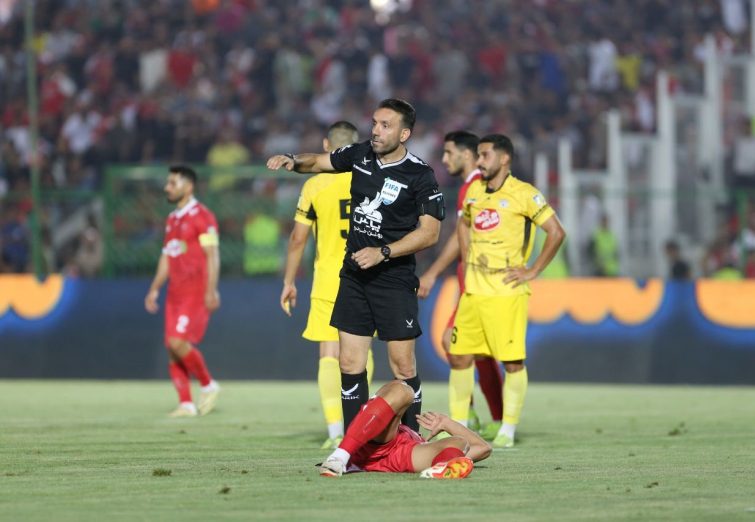 وحید کاظمی داور دیدار تراکتور – پرسپولیس شد