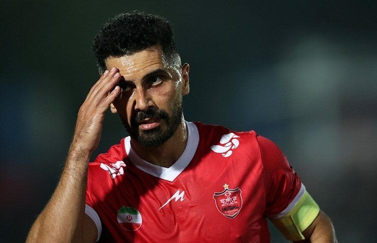 فداکاری دو بازیکن پرسپولیس؛ قرارداد ما را کم کنید!