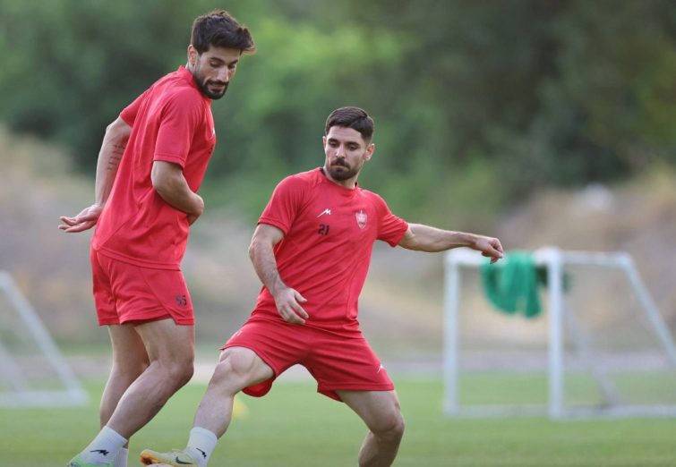 زرینه: تلاش میکنیم عمری بدون جراحی برگردد / عمل جراحی آخرین راهکار است زرینه: تلاش میکنیم عمری بدون جراحی برگردد / عمل جراحی آخرین راهکار است