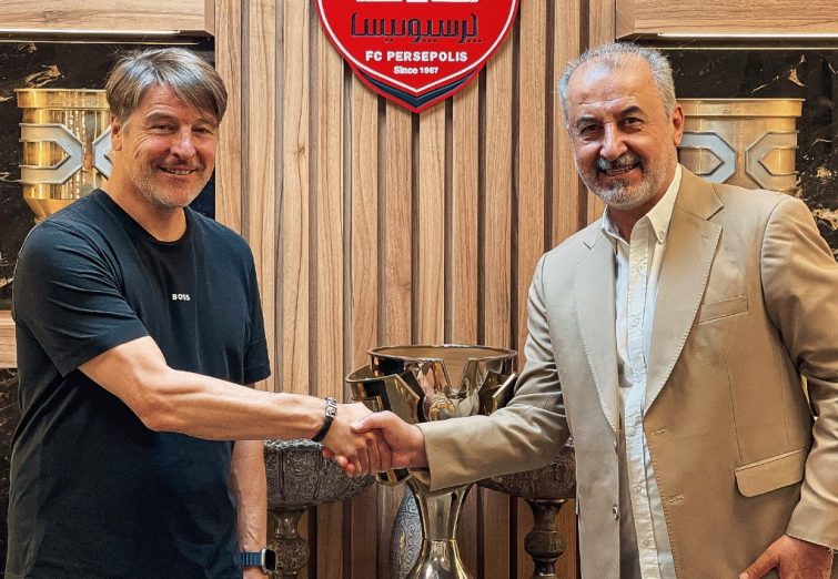مربی جدید پرسپولیس قراردادش را امضا کرد