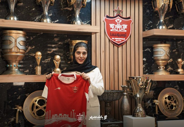 ثنا صادقی و زهرا احمدی‌زاده به تیم بانوان پرسپولیس پیوستند