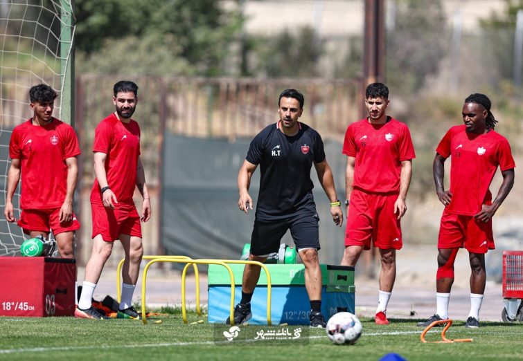 برگزاری تمرین ۹۰ دقیقه‌ای پرسپولیس +تصاویر