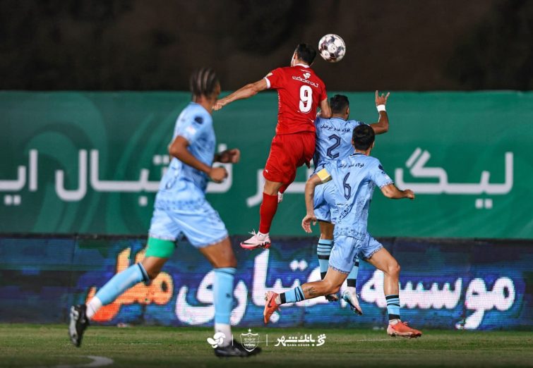 شکایت پرسپولیس از عمران‌زاده رد شد/ جریمه نقدی پرسپولیس