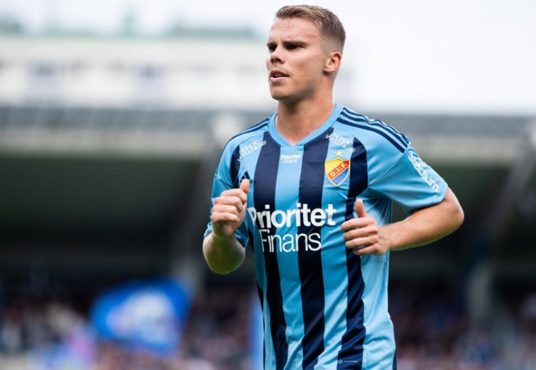 گزینه مدنظر وحید هاشمیان؛ مدافع سوئدی پرسپولیسی می‌شود؟