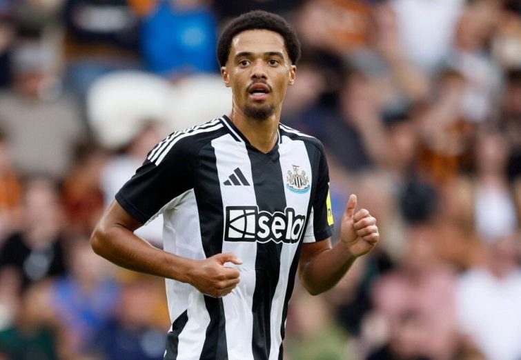 لوییس وارد تهران شد، فردا به تمرین می‌رود