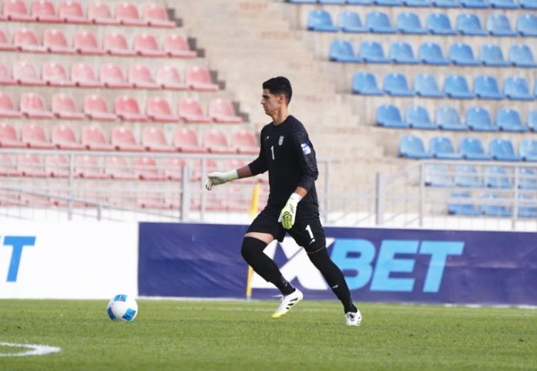 نیازمند: از مردم ، کادر فنی و بازیکنان عذرخواهی می کنم/اشتباه بچه گانه ای انجام دادم