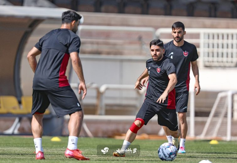 مرور تاکتیک‌های بازی با خیبر در تمرین جمعه پرسپولیس +تصاویر