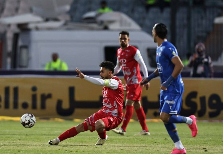 روشنک: شیراز هنوز قطعی نیست/ پرسپولیس هنوز درخواستی برای میزبانی دربی نداده است