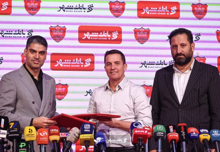 امضای قرارداد 1+1 ساله اوسمار ویرا با پرسپولیس +تصاویر