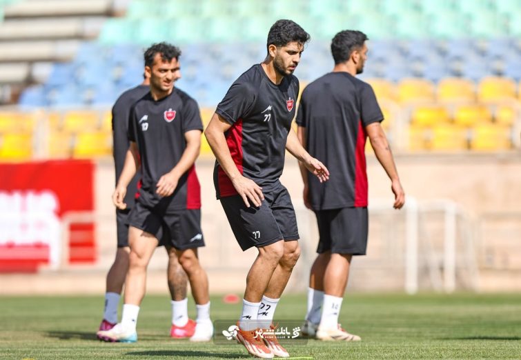 تمرین و ریکاوری پرسپولیس در دو گروه / چهره گرفته هاشمیان +تصاویر