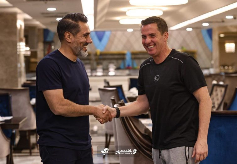 اوسمار با پیروانی وارد جلسه شد +تصاویر