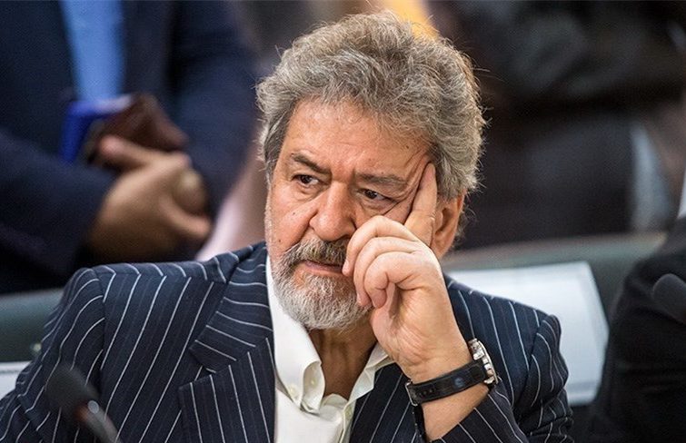 عابدینی: پیمان حدادی نمیداند به کجا آمده / مردم هیچ نقشی در این تصمیمات ندارند عابدینی: پیمان حدادی نمیداند به کجا آمده / مردم هیچ نقشی در این تصمیمات ندارند