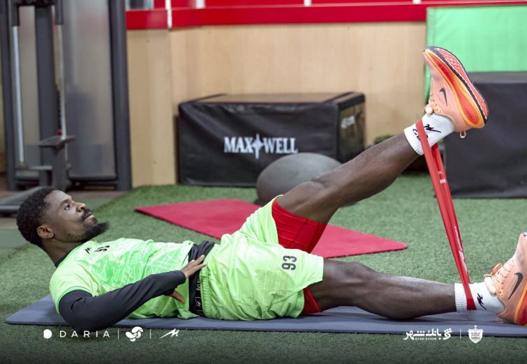 سرژ اوریه به بازی پرسپولیس – تراکتور می‌رسد؟