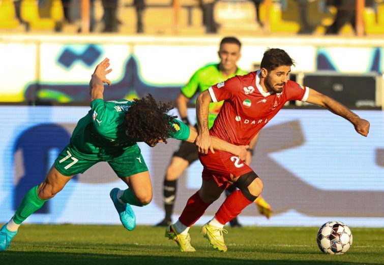 سلطانی: داور باید دو بازیکن شمس آذر را اخراج می‌کرد/ اورونوف فقط گل نزد پرسپولیس را راه انداخت