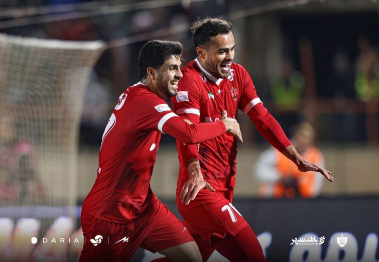 ویدئو: خلاصه بازی شمس آذر 1-2 پرسپولیس ویدئو: خلاصه بازی شمس آذر 1-2 پرسپولیس