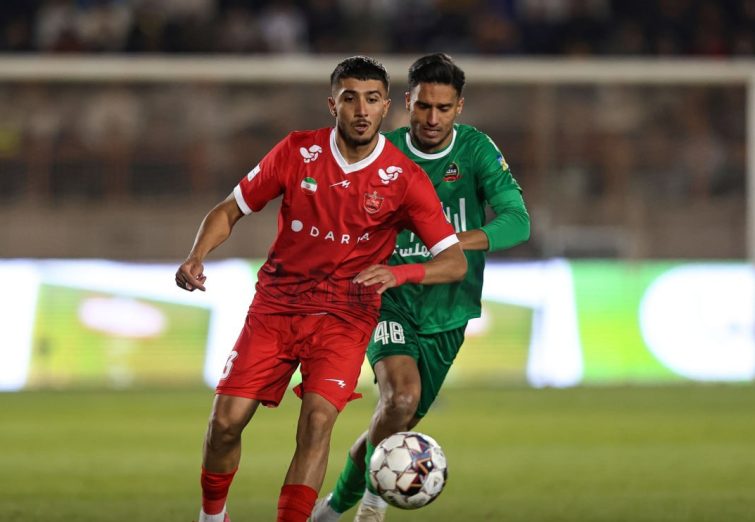 خسروی: داور هنرمندانه کرنر گرفت / پای مدافع پرسپولیس هیچ حرکت ثانویه نداشت خسروی: داور هنرمندانه کرنر گرفت / پای مدافع پرسپولیس هیچ حرکت ثانویه نداشت