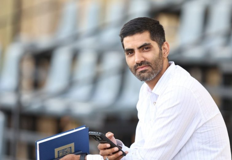 واکنش انصاری به شایعه اختلافش با افشین پیروانی واکنش انصاری به شایعه اختلافش با افشین پیروانی