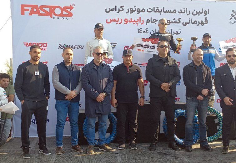 کاظمیان: تعویق بازی با تراکتور به ضرر ما شد/ عاشق موتورسواری هستم کاظمیان: تعویق بازی با تراکتور به ضرر ما شد/ عاشق موتورسواری هستم