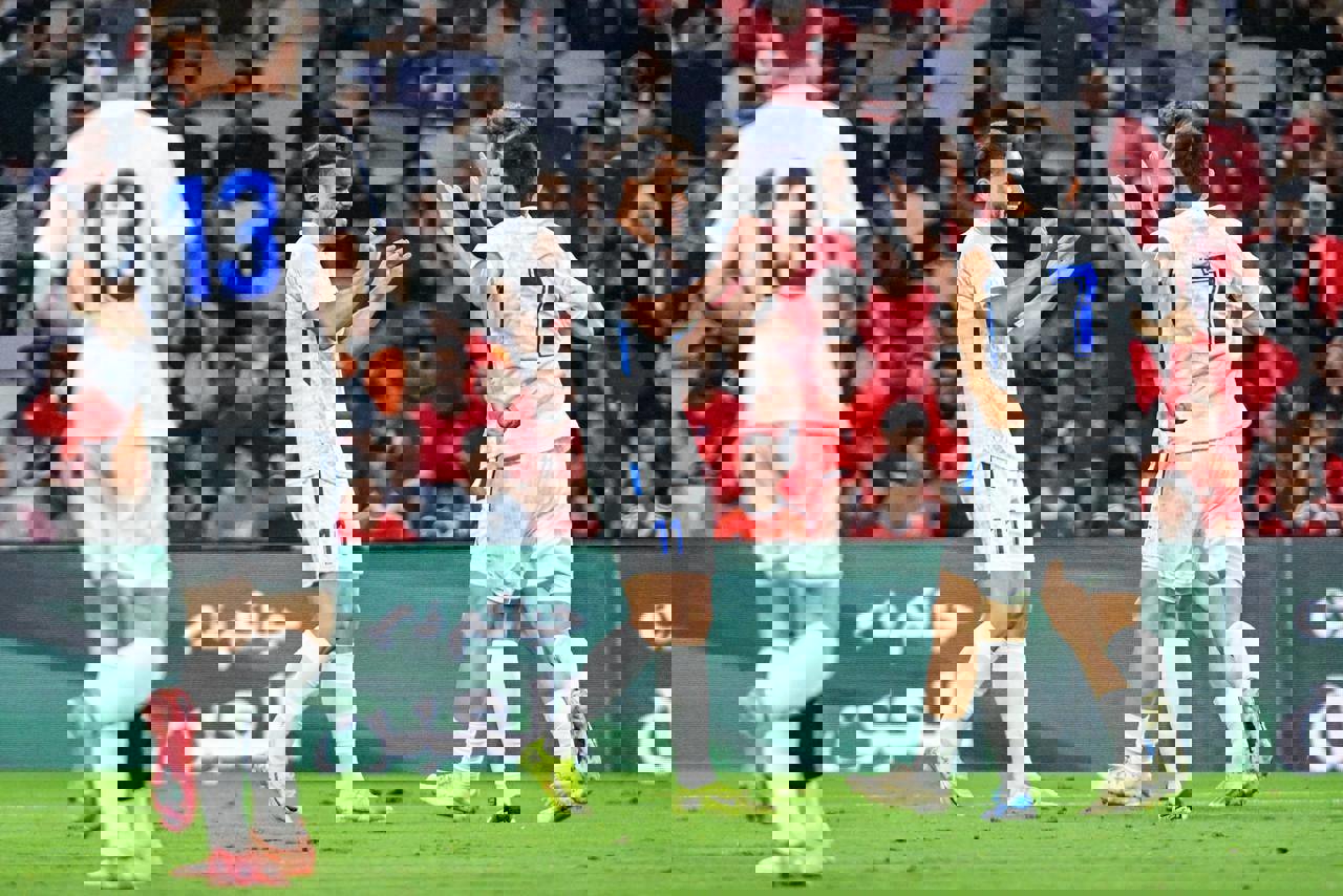 ازبکستان با شاهکار اوستون حریف ایران شد + فیلم دو سوپرگل اورونوف