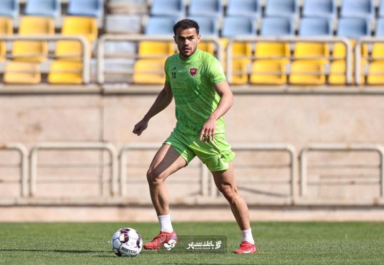 تمرین انفرادی ستاره پرسپولیس در روز تعطیل