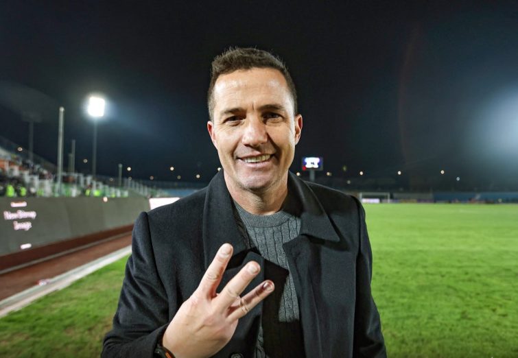 شیری: با حضور اوسمار شخصیت قهرمانی به پرسپولیس بازگشت/ کیفیت زمین شهر قدس واقعا بد بود شیری: با حضور اوسمار شخصیت قهرمانی به پرسپولیس بازگشت/ کیفیت زمین شهر قدس واقعا بد بود