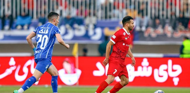 استقلال از سروش رفیعی شکایت کرد!