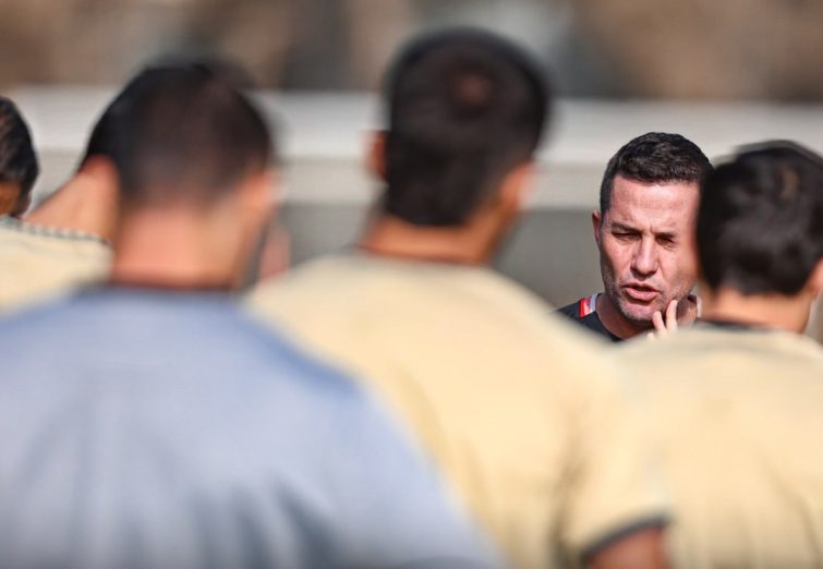 استوری معنادار اوسمار مخصوص دربی +عکس استوری معنادار اوسمار مخصوص دربی +عکس