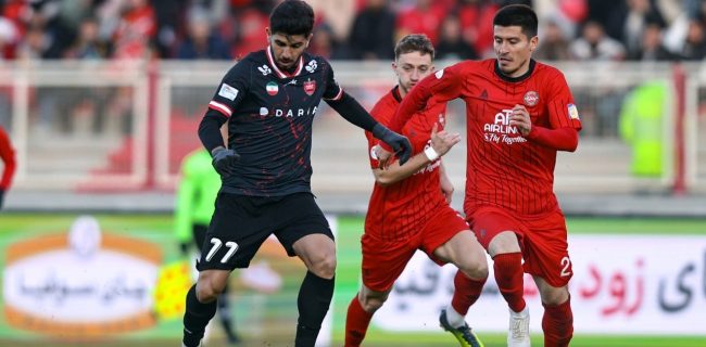 تساوی لحظه آخری پرسپولیس و تراکتور در وقت قانونی