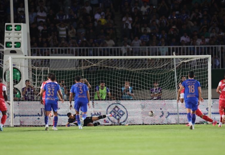 کلهر: ساپینتو همچنان بهدنبال حواشی است؛ اوسمار هجومی بچیند پرسپولیس میتواند برنده شود کلهر: ساپینتو همچنان بهدنبال حواشی است؛ اوسمار هجومی بچیند پرسپولیس میتواند برنده شود