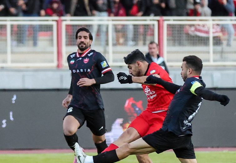 مدافع پرسپولیس بازی با مس را از دست داد