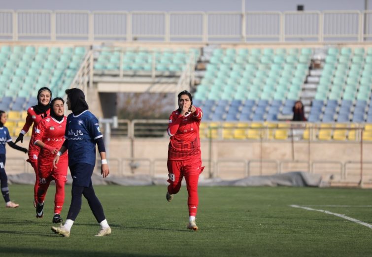بانوان پرسپولیس مقابل گل‌گهر شکست خوردند