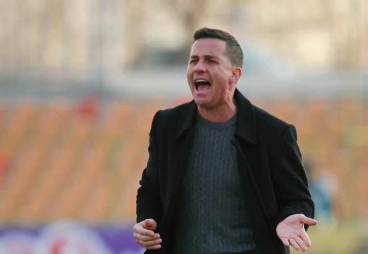 اوسمار: باید یک بند به قراردادم با پرسپولیس اضافه میکردم / فوتبال خوب، زمین خوب میخواهد اوسمار: باید یک بند به قراردادم با پرسپولیس اضافه میکردم / فوتبال خوب، زمین خوب میخواهد