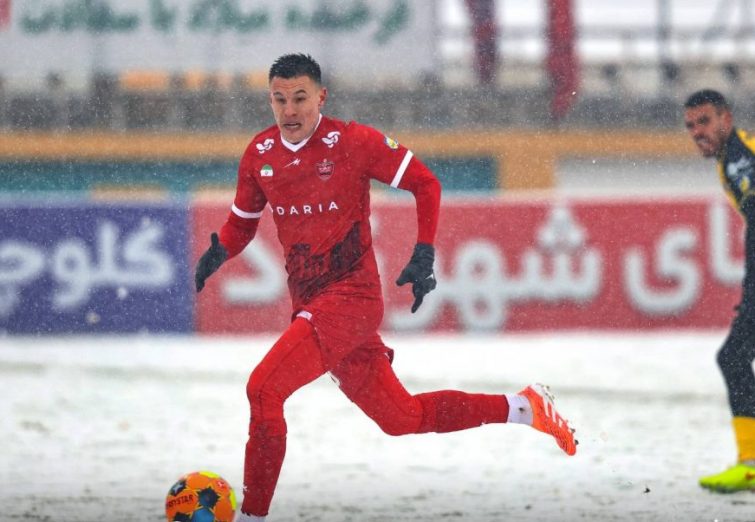 سرگیف: از گلزنی خوشحالم اما بابت اخراجم معذرت می خواهم