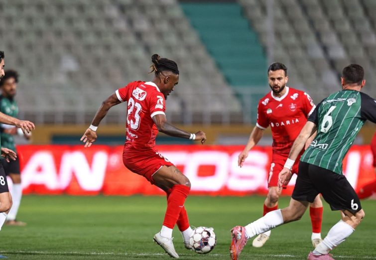 حلالی: روی اورونوف و بیفوما خیلی حساب کرده بودیم/ برخی از بازیکنان خارجی هر روز در فیزیوتراپی‌ هستند