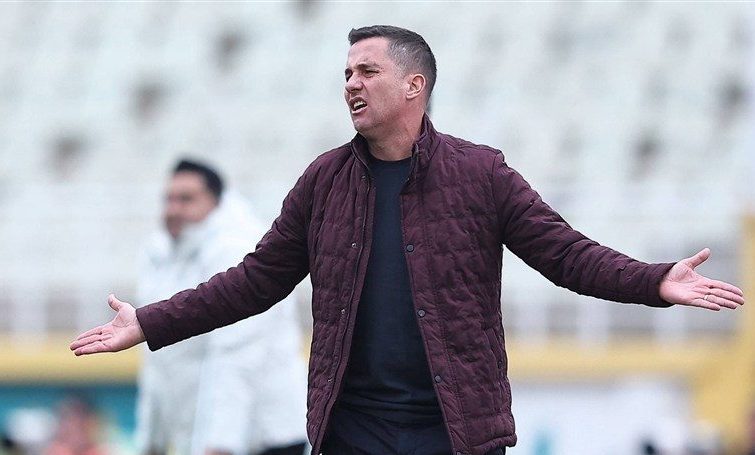 اوسمار: نامه باشگاه اعتماد را شکست / نقل‌وانتقالات براساس لیستم بوده نه براساس اولویت‌هایم