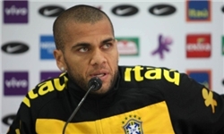 آلوس: به نیمار التماس می‌کردم به بارسا بیاید