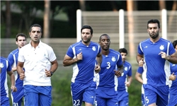استقلال با ۳ بازیکن تمرین کرد!/ قلعهنویی در اوکراین، بقیه کجا هستند؟! استقلال با ۳ بازیکن تمرین کرد!/ قلعهنویی در اوکراین، بقیه کجا هستند؟!