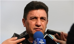 قلعه‌نویی:به کی‌روش،کادر فنی و مردم ایران تبریک می‌گویم/آقایانی که از ما ایراد گرفتند چرا در ورزشگاه‌شان درگیری شد؟