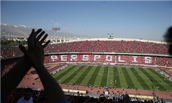 آغاز عملیات هوادهی زمین چمن ورزشگاه یکصدهزار نفری آزادی + عکس